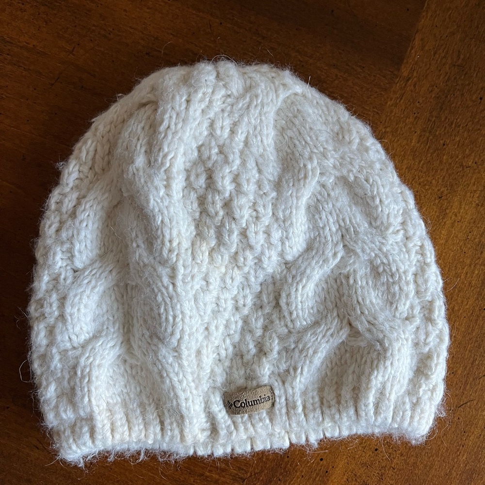2/$20 - Columbia Kids' Cream Cable Knit Hat